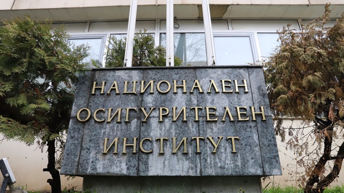 Изплащат увеличените пенсии от 8 юли