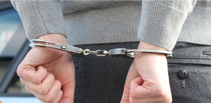 Мъж нападна, заплаши с нож и ограби дядо на жп гарата в Монтана