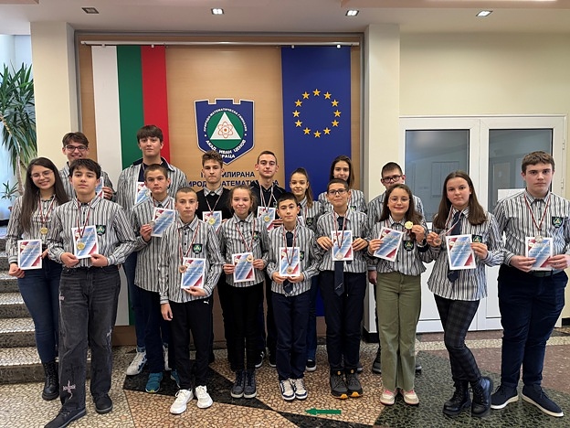  ППМГ – Враца с награди за медалистите от математически турнир