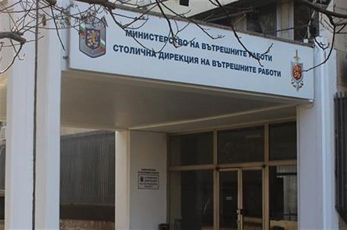Седем мъже са задържани за кражба на кабели