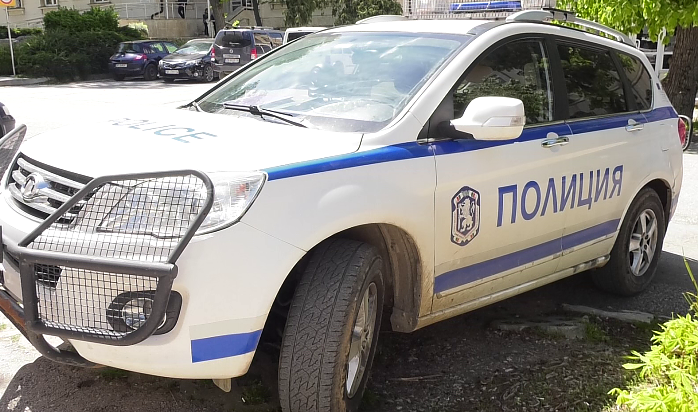 Задържаха измамниците, взели 6000 лева от жена в Кутово