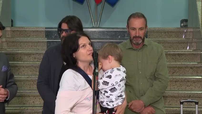 Успешна евакуация от Тел Авив: 148 души кацнаха в София