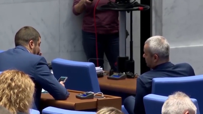 По темата финансова стабилност „Възраждане“ готвят нов вот на недоверие