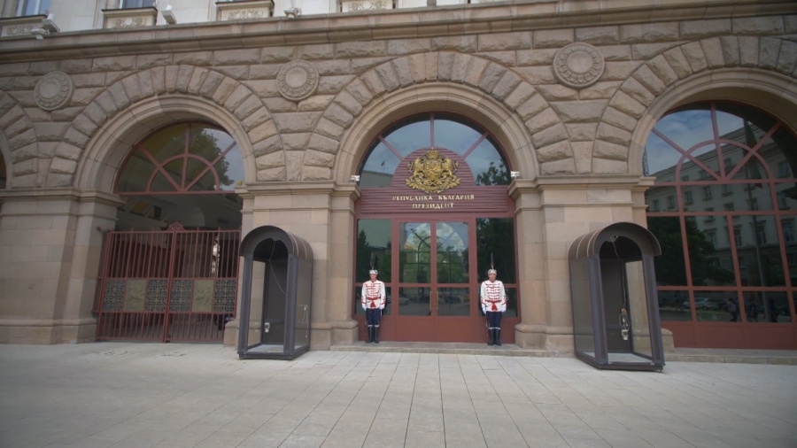 Радев за назначенията: „Два месеца правителството мълча“