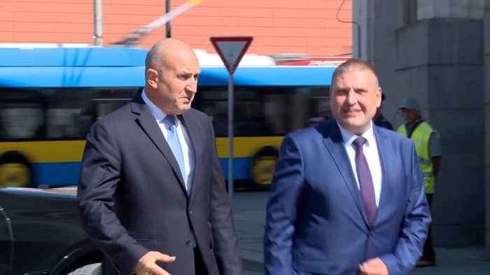 Държавният глава от Плевен: \"Немислимо е държавата да не може да гарантира достъп до вода\"