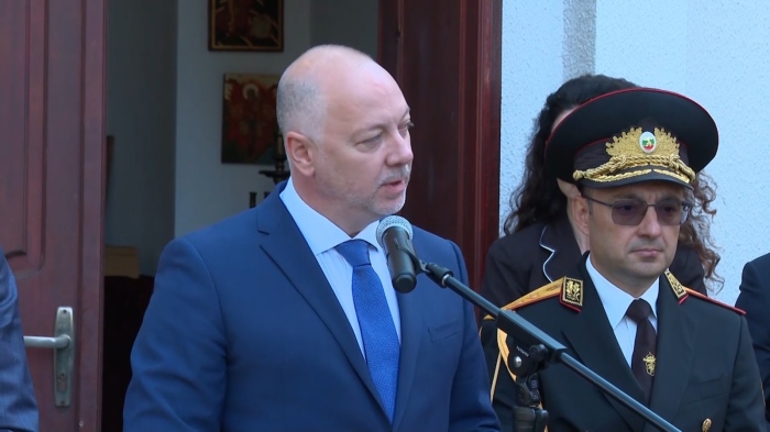 Заради вота на недоверие: Желязков разкритикува остро опозицията