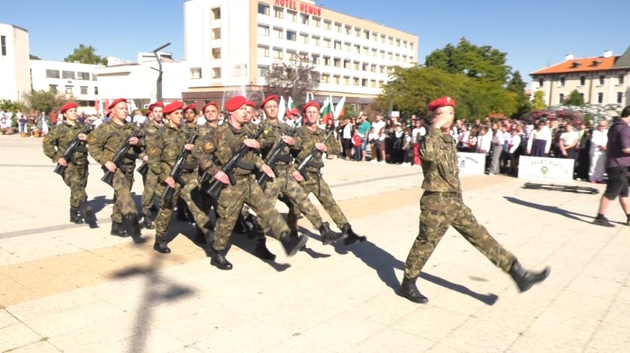 В Деня на Независимостта: Враца с ритуал по издигане на националното знаме