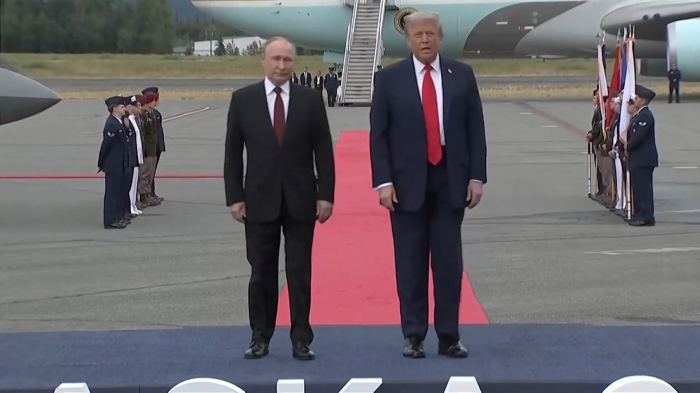 Отлага се срещата Тръмп – Путин