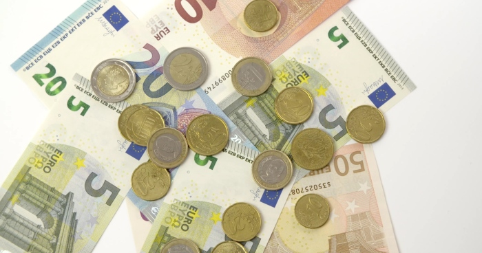 С повече пари за пенсии и заплати: МФ представя първия в евро държавен бюджет