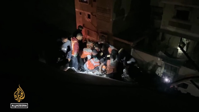 Нови въздушни удари в Газа: Десетки жертви сред тях и деца