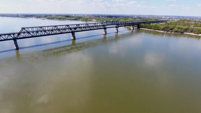 Спират движението по Дунав мост при Русе