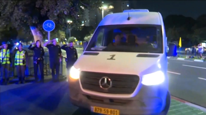 \"Хамас\" върна останките на още трима 