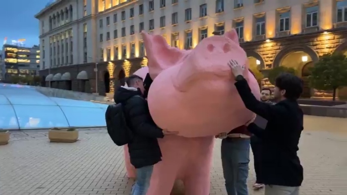 Бюджет и коледни добавки: Нов сблъсък между ГЕРБ и ПП (Обновен)