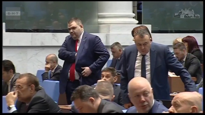 Делян Пеевски за протестите: „Искате ли да блокирам парламента всеки ден? Няма да има Народен съд!“