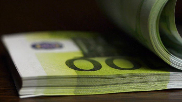 Референдумът за еврото: Конституционният съд образува дело 