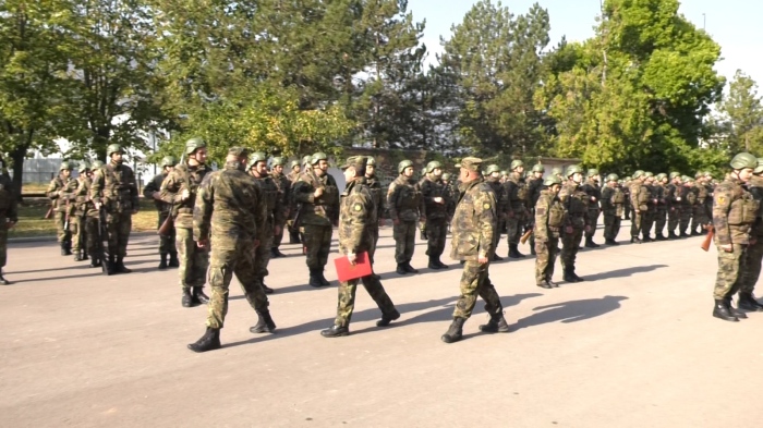 Спиране на модернизацията на армията?: Заради политическата криза и липса на бюджет