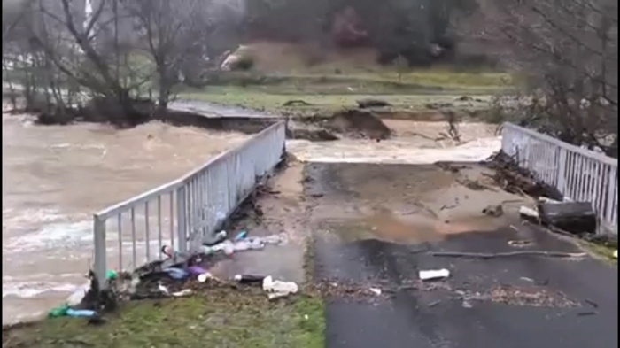 Бедствено положение в Крумовград: Утре е неучебен ден в област Кърджали