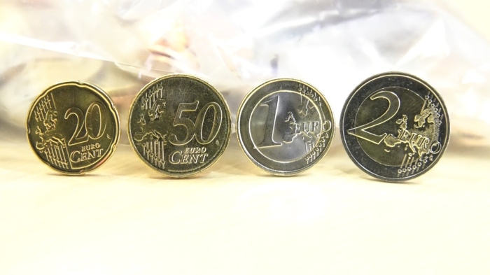 Рестото - в лева или евро? Каква е ситуацията във Враца?