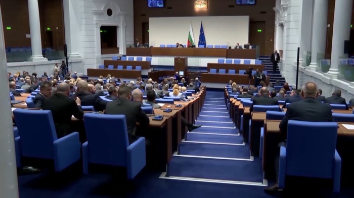 Костадинов призова за бързи избори и служебно правителство