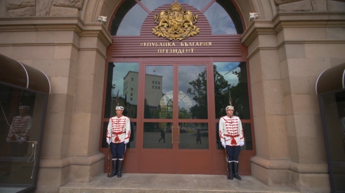 Йотова продължава срещите с лицата от \"Домовата книга\" 