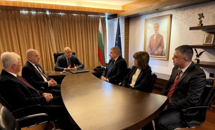 Румен Радев ще участва на изборите в коалиция \"Прогресивна България\"