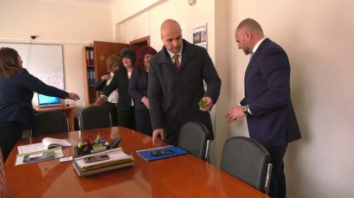 Изтича срокът за регистрациите на партиите: Бивш регионален министър води листата на Радев във Враца 