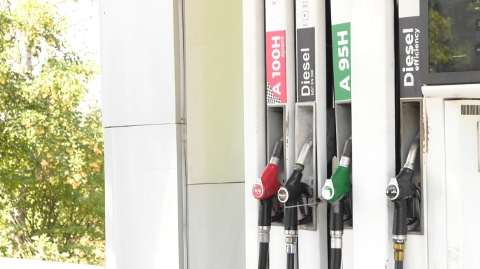 Барел петрол отново над 100 долара