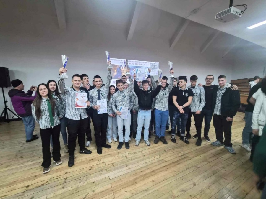 ППМГ - Враца триумфира с пет награди на национално състезание по информационни технологии