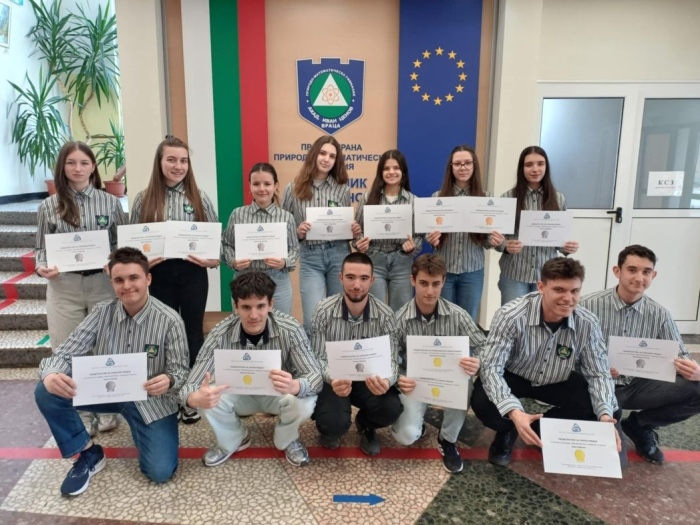 ППМГ – Враца с пълен комплект отличия от националното състезание „Вива математика с компютър“