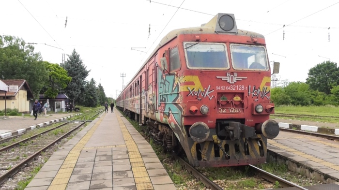 За Великден: БДЖ осигурява над 13 400 допълнителни места 