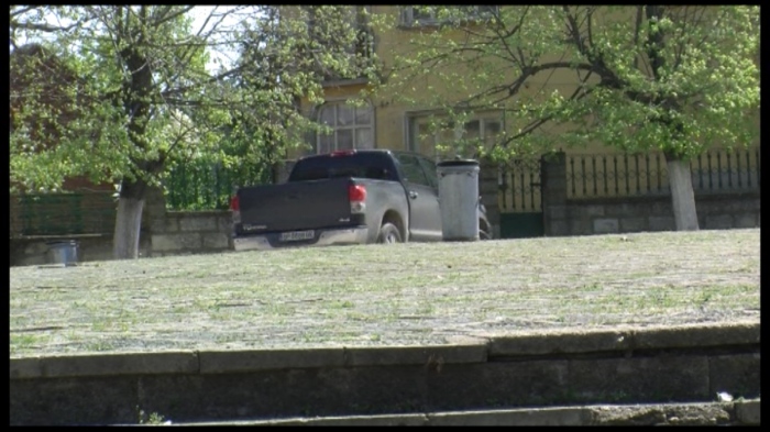 Агитация с храна в Галиче: В кметството раздавали пакети с агитациони материали 