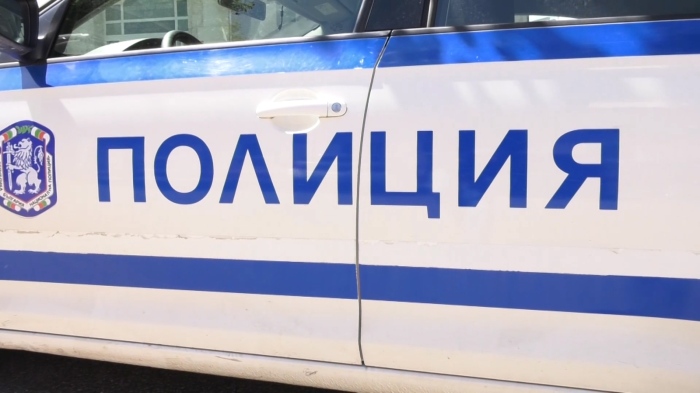 Акция \"Купен вот\" в Благоевград и Никопол: 9 души са задържани по подозрение в търговия с гласове