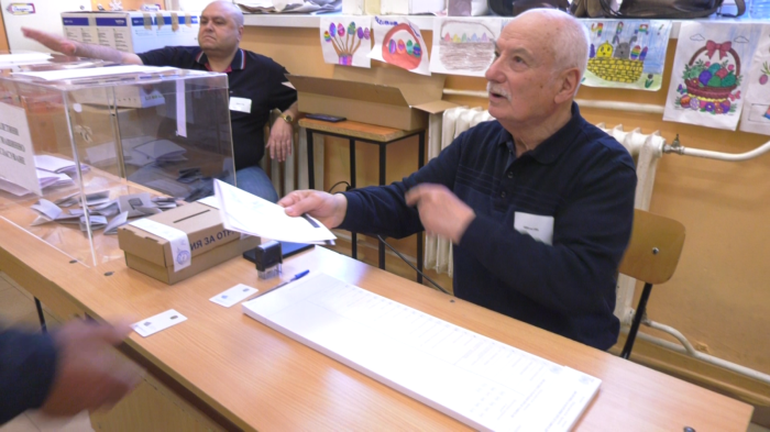 ЦИК обявява окончателните резултати от вота: Очаква се поименния състав на депутатите в неделя