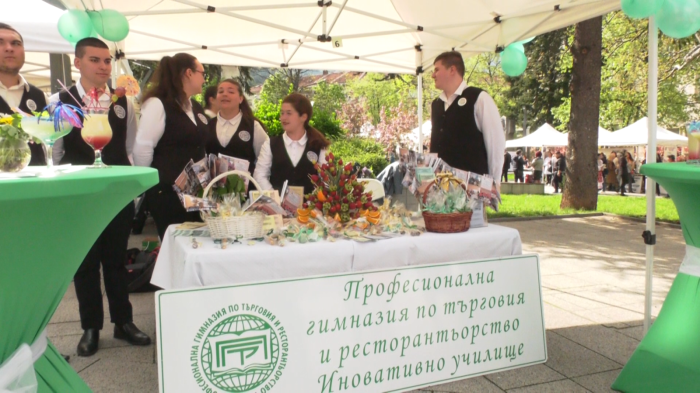 Панорама на образованието във Враца: Училища и университети представят възможностите за развитие