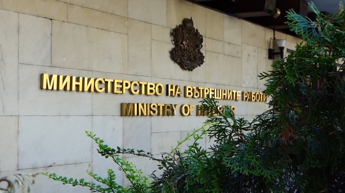 \"Стари ченгета използват мръсни номера\": И Дечев защити главния секретар на МВР