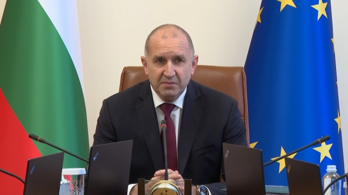 Премиерът Румен Радев: \"Слагаме край на предоставянето на въоръжение за Украйна\" 
