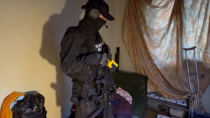 Разбиха група за трафик на мигранти: Задържани са 23-ма, като четирима са сирийци