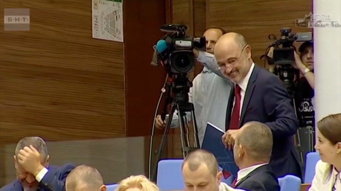 След скандал в парламента: Избраха Асен Меджидиев за подуправител на НЗОК
