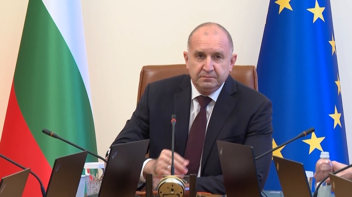 МС с предложение до парламента: САЩ да разположи осем самолети-цистерни в \"Безмер\"