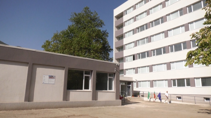 Откриха обновеното Средношколско общежитие във Враца 