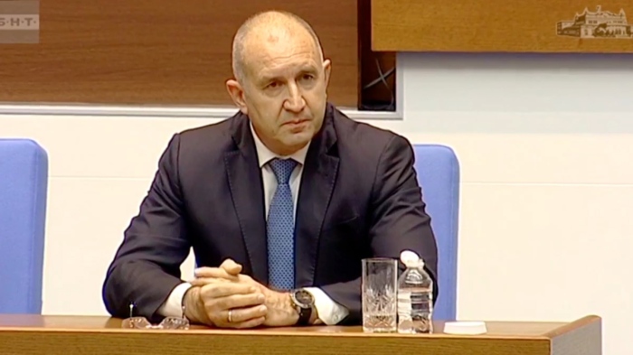 Радев на изслушване в парламента: \