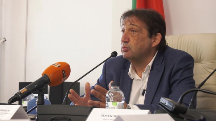 \"МРРБ работи добре с АПИ и Автомагистрали\": Шишков за оставката на Иван Кунев