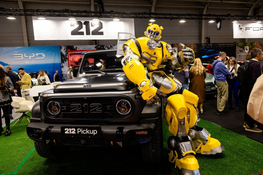 Легендарната китайска офроуд марка 212 стартира в България с три модела на Asia Motor Show