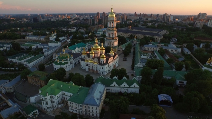 След натиск от Тръмп: Украйна е спряла ударите срещу руски рафинерии